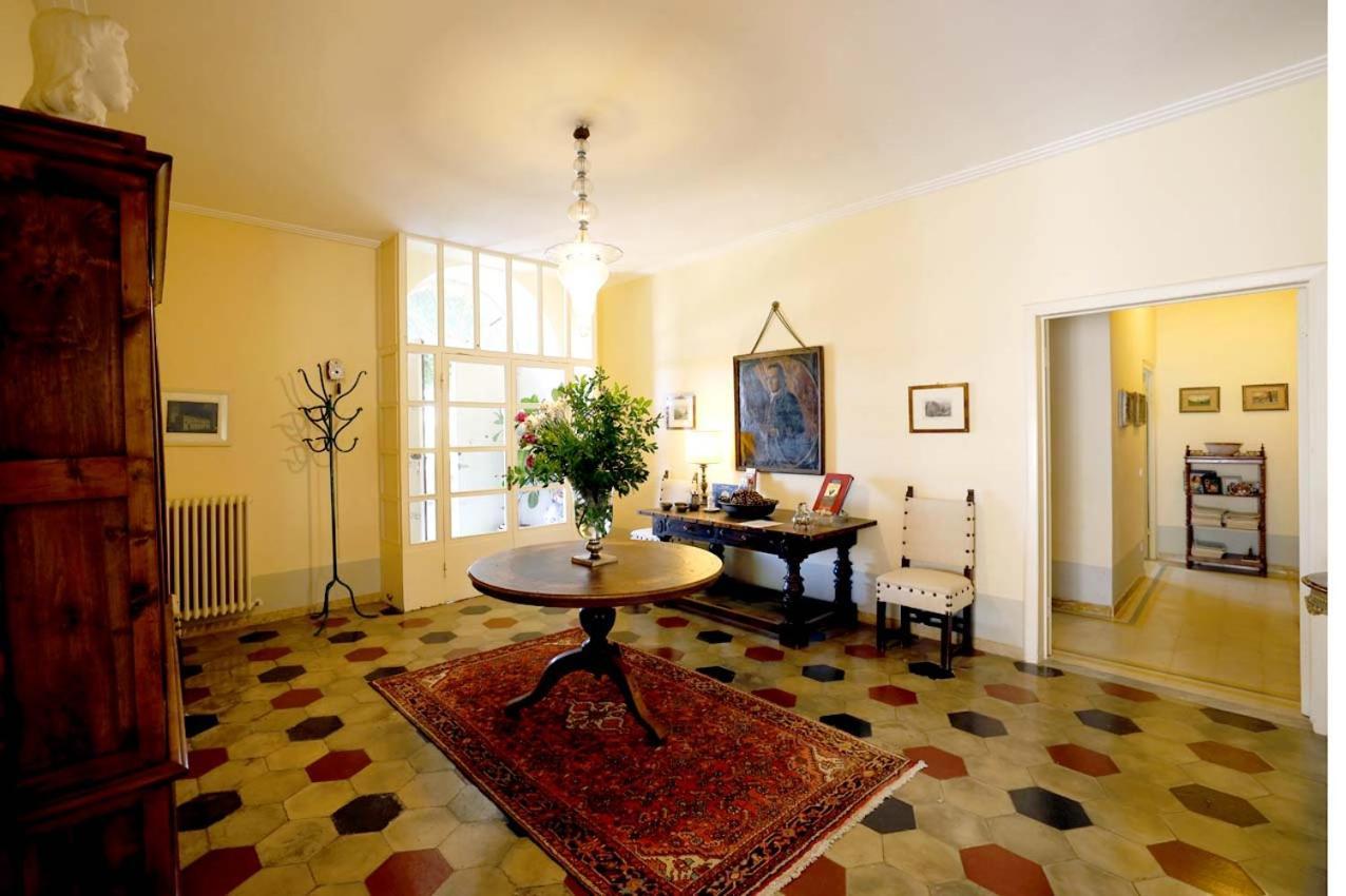 Villa La Strega Сиена Екстериор снимка