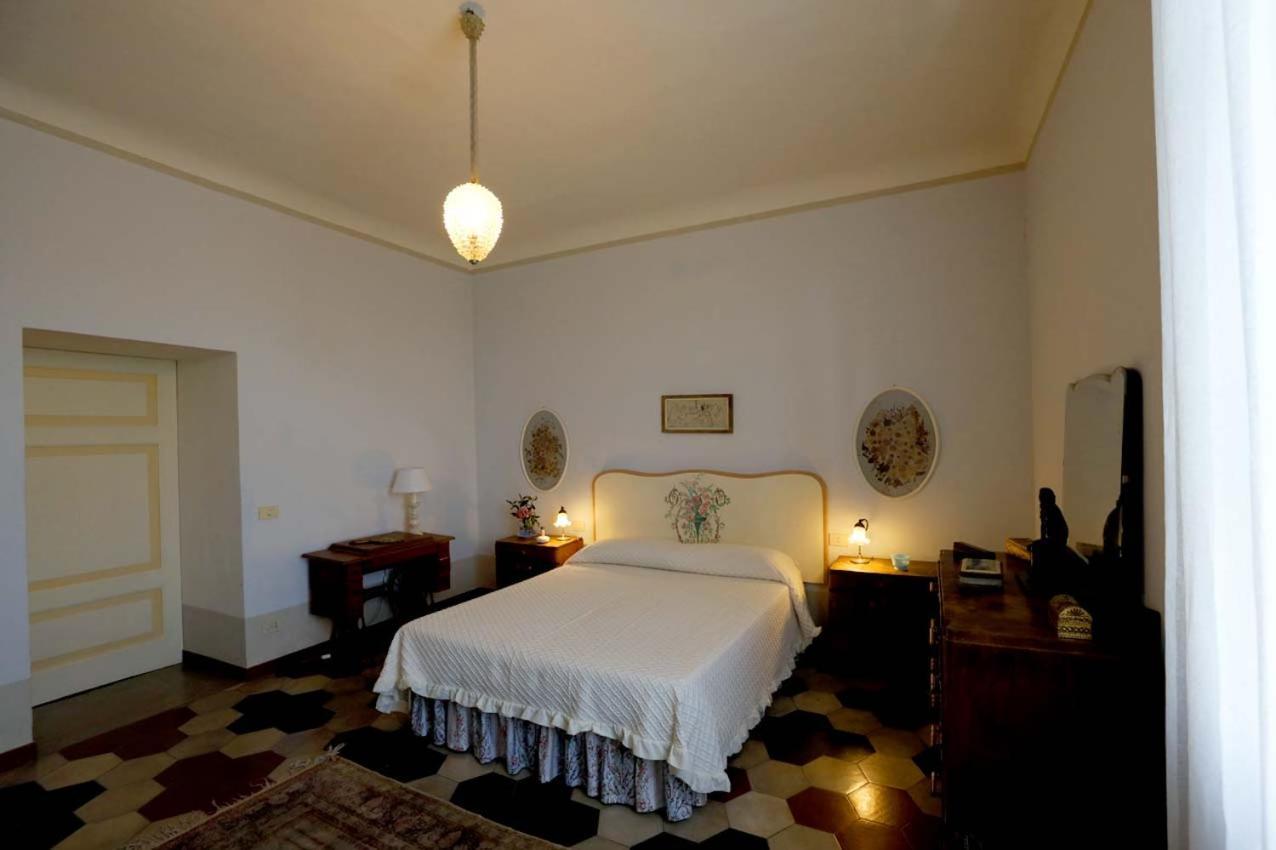 Villa La Strega Сиена Екстериор снимка