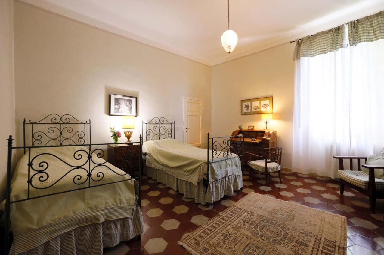 Villa La Strega Сиена Екстериор снимка