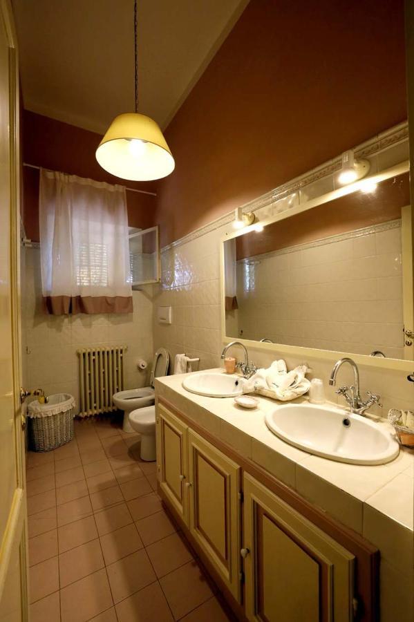 Villa La Strega Сиена Екстериор снимка