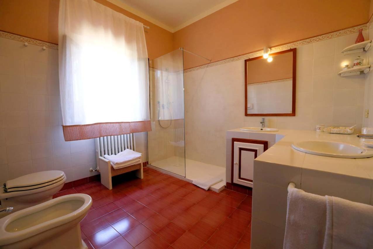 Villa La Strega Сиена Екстериор снимка