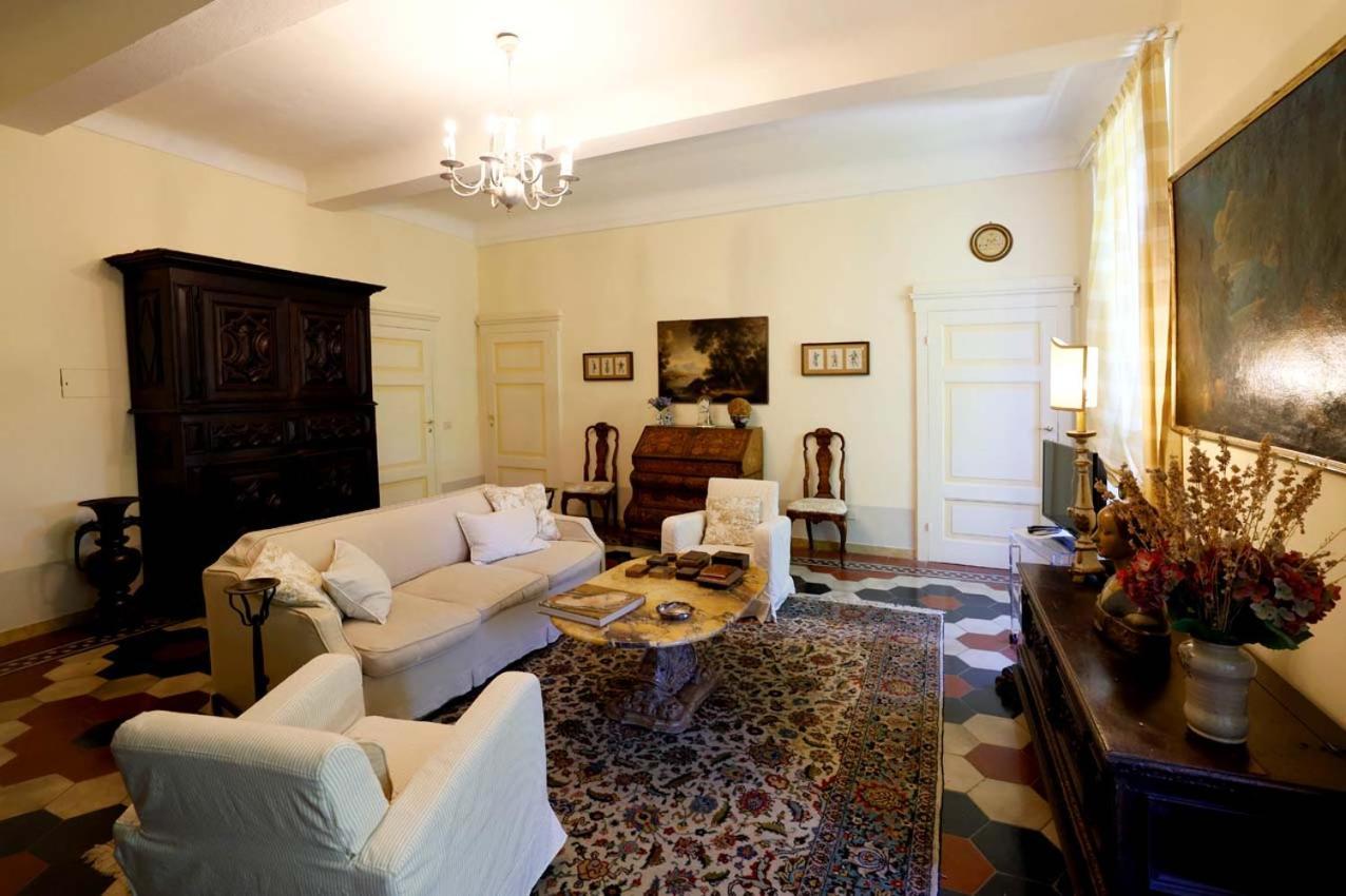 Villa La Strega Сиена Екстериор снимка
